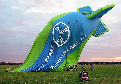 Bayer Airship above Munich